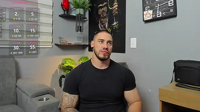 Snapshot of Giorgio-Leone chatting on 23, 10, 2025 Giorgio-Leone online show from 23, 10, 2025