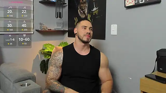 Snapshot of Giorgio-Leone chatting on 23, 10, 2025 Giorgio-Leone online show from 23, 10, 2025