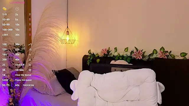 Hannah williams1 online show from 1, 10, 2025