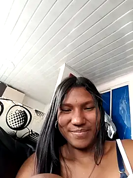 AnnieScott  online show from 1, 1, 2025