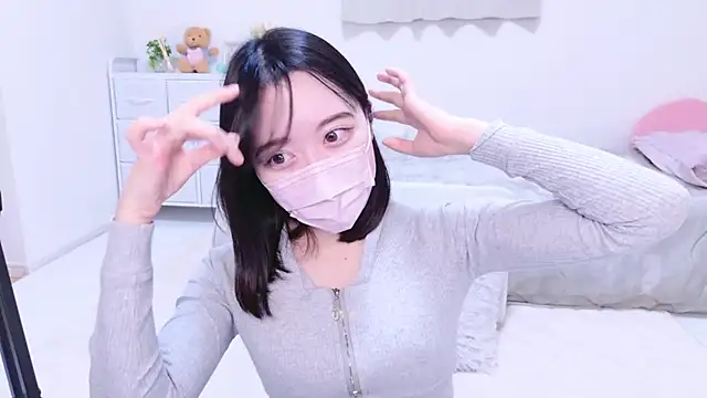 Yurie  online show from 25, 1, 2025