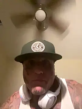 Snapshot of got14ya75 chatting on 17, 10, 2025 got14ya75 online show from 17, 10, 2025