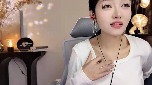 xiaodaibabyy online show from 7, 2, 2025