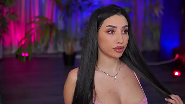 Snapshot of GinaValentinna chatting on 14, 10, 2025 GinaValentinna online show from 14, 10, 2025