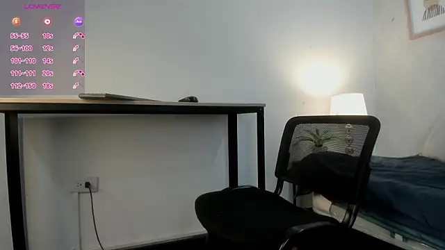 Caroline dh online show from 4, 3, 2026