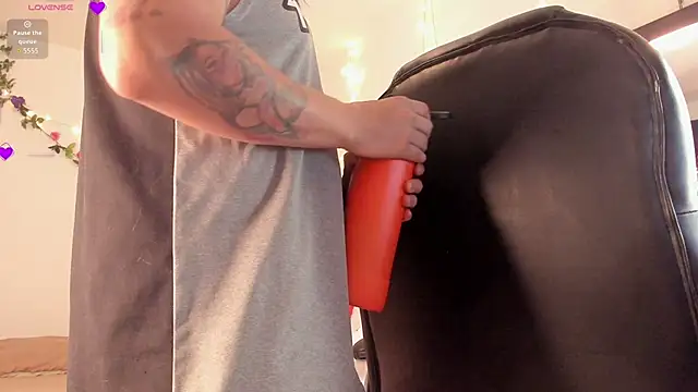 Snapshot of Carlasxdreams chatting on 2, 11, 2025 Carlasxdreams online show from 2, 11, 2025