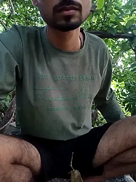 Snapshot of Piyush_2024 chatting on 18, 10, 2025 Piyush 2024 online show from 18, 10, 2025