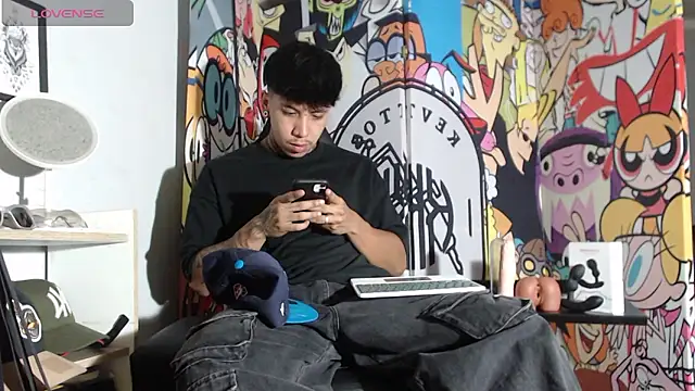 Nickhot0609 online show from 2, 12, 2024