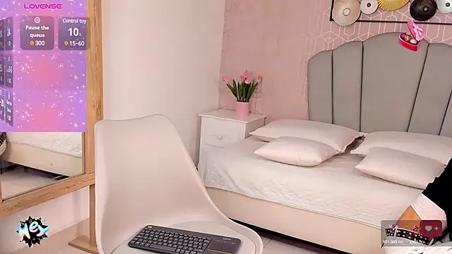 Paige smith online show from 12, 1, 2025