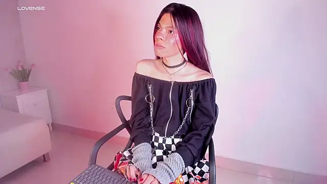 Paige smith online show from 9, 3, 2025