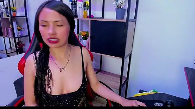 Mia Bonnie  online show from 19, 9, 2025
