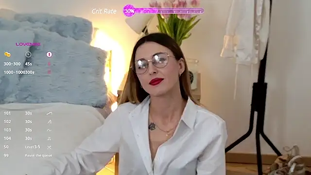 Sophie Enzo online show from 10, 3, 2025