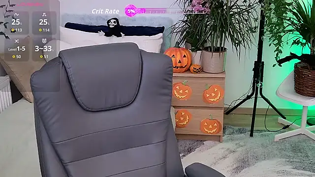 Sophie Enzo online show from 30, 10, 2025