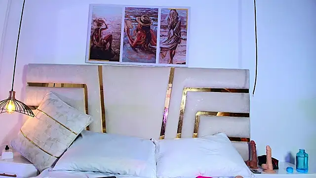 Emma Payton online show from 24, 10, 2025