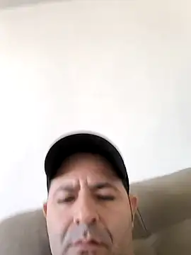 Snapshot of Marciogrei chatting on 18, 11, 2025 Marciogrei online show from 18, 11, 2025