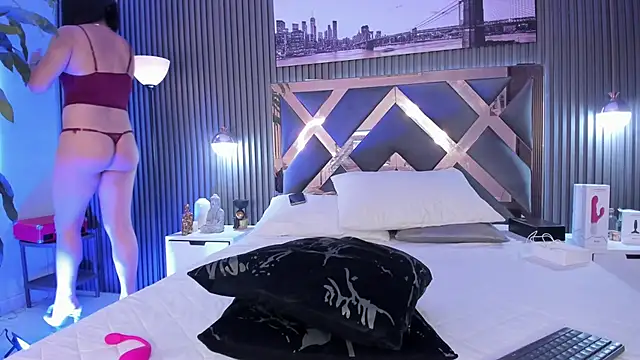 bella raiderr online show from 4, 2, 2025