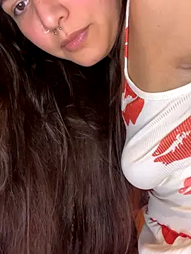 Snapshot of Cloeegoth chatting on 15, 9, 2025 Cloeegoth online show from 15, 9, 2025