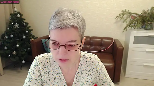 Snapshot of Cutie_Erikaa1 chatting on 21, 12, 2024 Cutie Erikaa1 online show from 21, 12, 2024