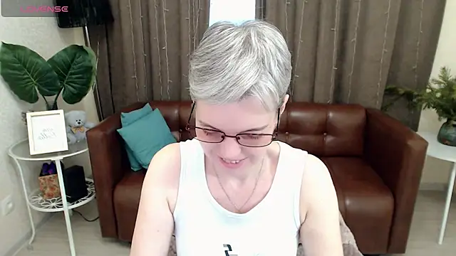 Snapshot of Cutie_Erikaa1 chatting on 9, 1, 2025 Cutie Erikaa1 online show from 9, 1, 2025