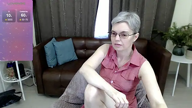 Snapshot of Cutie_Erikaa1 chatting on 15, 1, 2025 Cutie Erikaa1 online show from 15, 1, 2025