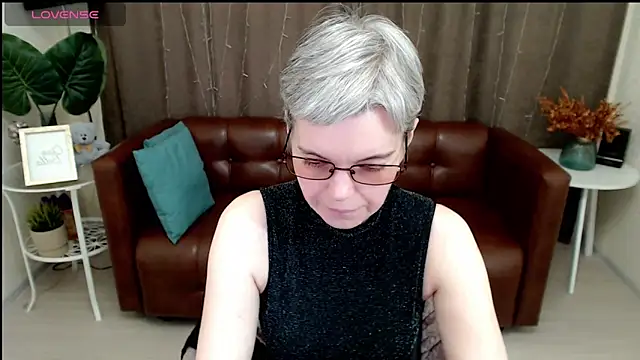 Snapshot of Cutie_Erikaa1 chatting on 21, 1, 2025 Cutie Erikaa1 online show from 21, 1, 2025