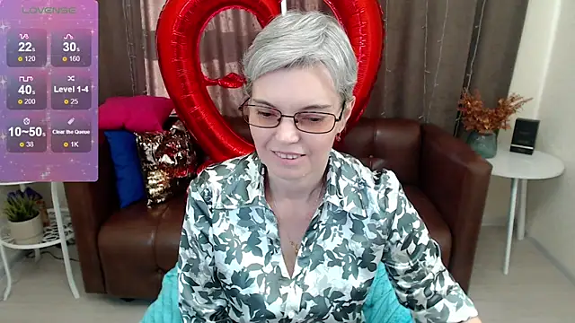 Snapshot of Cutie_Erikaa1 chatting on 10, 2, 2025 Cutie Erikaa1 online show from 10, 2, 2025