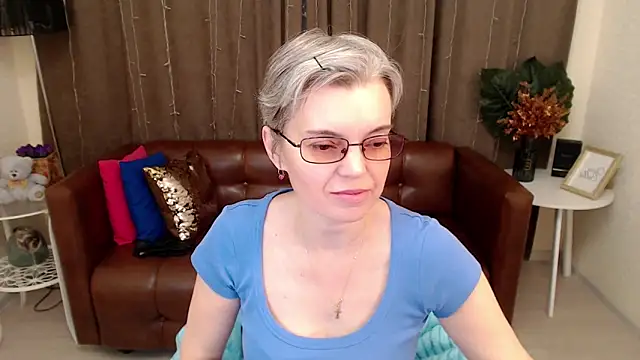Snapshot of Cutie_Erikaa1 chatting on 27, 2, 2025 Cutie Erikaa1 online show from 27, 2, 2025