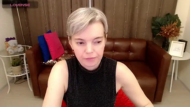 Snapshot of Cutie_Erikaa1 chatting on 23, 3, 2025 Cutie Erikaa1 online show from 23, 3, 2025