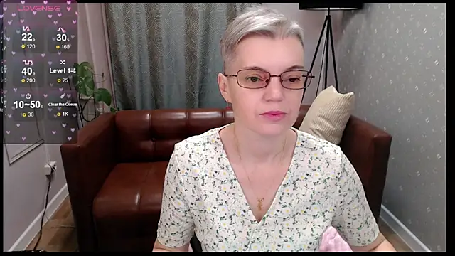 Cutie Erikaa1 online show from 13, 11, 2025