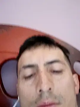 Snapshot of alez5939 chatting on 11, 10, 2025 alez5939 online show from 11, 10, 2025