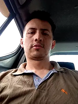 Snapshot of alez5939 chatting on 12, 10, 2025 alez5939 online show from 12, 10, 2025