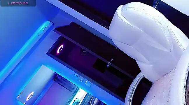 Hallyhott online show from 18, 12, 2024