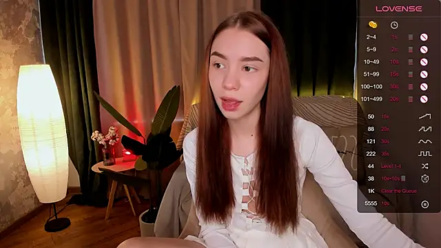 MilliBrown  online show from 8, 3, 2025