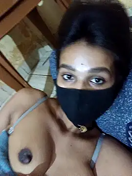 Hoty girl 143 online show from 2, 3, 2025