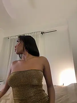 Snapshot of IamCrystal2 chatting on 29, 11, 2025 IamCrystal2 online show from 29, 11, 2025