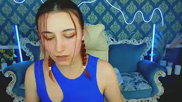 Snapshot of Roxy_Rayy chatting on 11, 11, 2025 Roxy Rayy online show from 11, 11, 2025