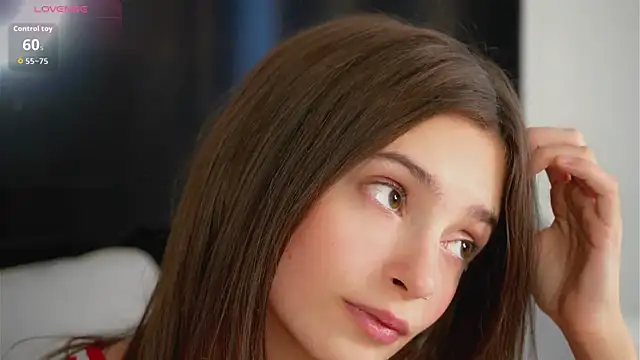 Snapshot of EvaLung777 chatting on 13, 10, 2025 EvaLung777 online show from 13, 10, 2025