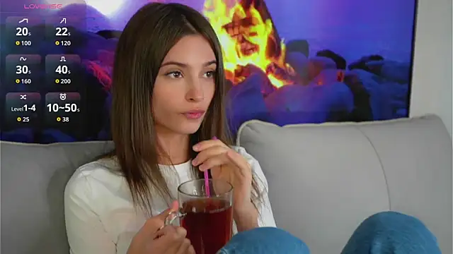 Snapshot of EvaLung777 chatting on 4, 11, 2025 EvaLung777 online show from 4, 11, 2025