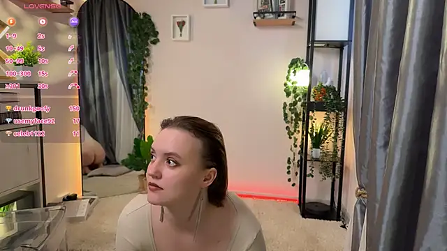 Lella Ryann  online show from 28, 2, 2025