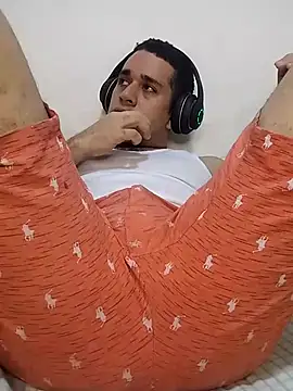 CRISTHIAN GREY01 online show from 5, 12, 2024