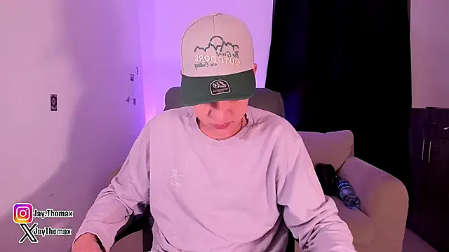 Snapshot of JaycoThomas chatting on 10, 10, 2025 JaycoThomas online show from 10, 10, 2025