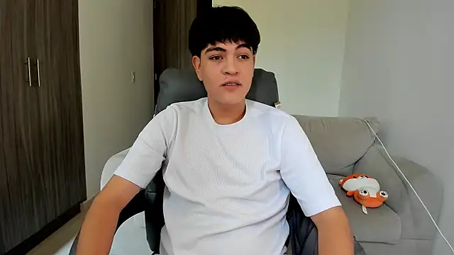 JaycoThomas online show from 4, 2, 2026