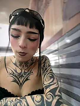 Annie LS online show from 16, 9, 2025