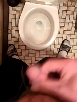 Cuminmyhands90 online show from 1, 3, 2026