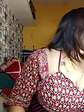 Radhikadavi879 online show from 17, 1, 2026