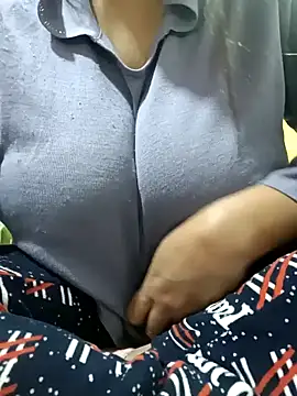 delhi gril online show from 8, 1, 2025