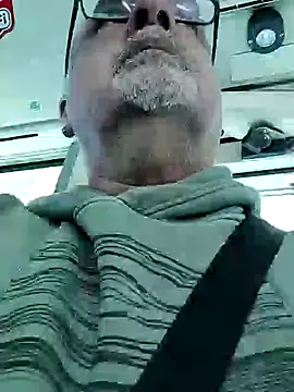 Satiro Sevilla online show from 25, 11, 2025