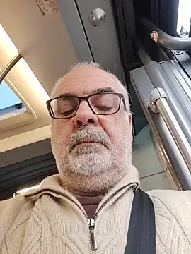 Satiro Sevilla online show from 1, 12, 2025