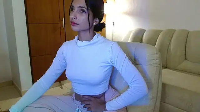 AnnitaSerna  online show from 18, 3, 2026