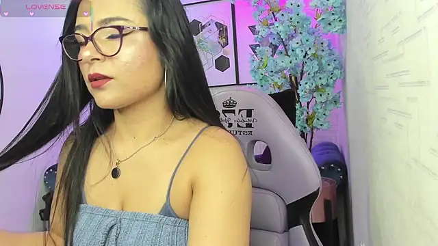 Tiara rr online show from 1, 2, 2026